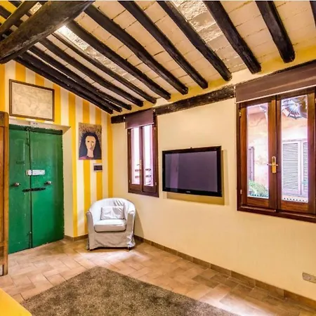 Luxury Montegiordano Centro 3*